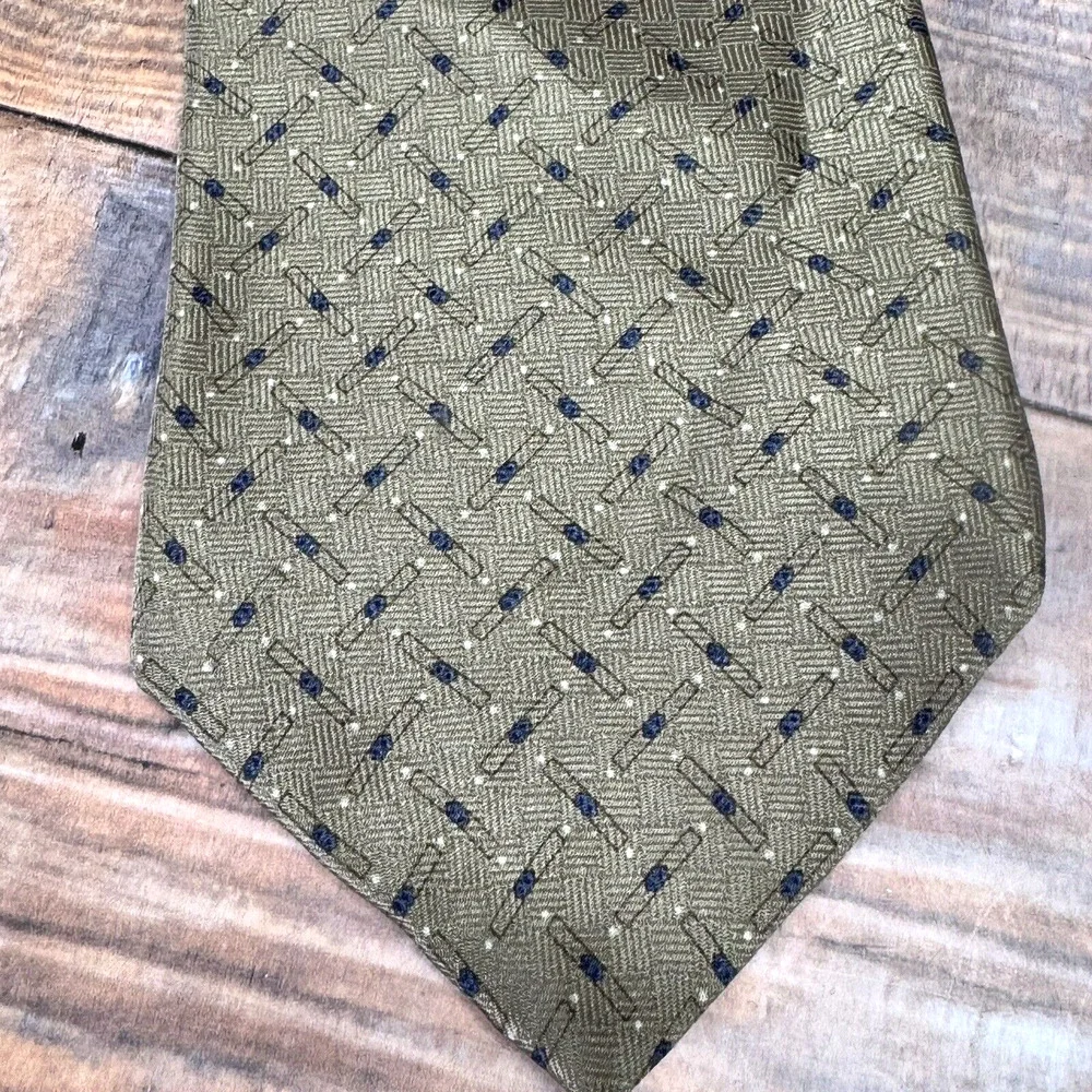 Vintage Lord & Taylor Beige Tan Navy‎ Geometric 100% Silk Men’s Neck Tie